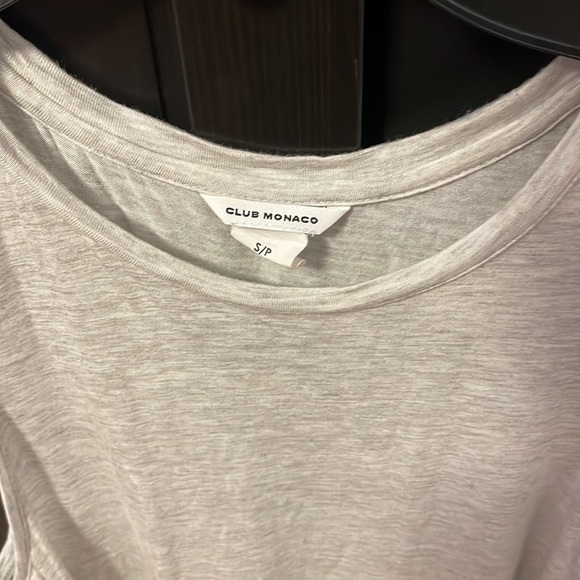 Club Monaco womens grey with flecks tank top size S. 100% viscose. - Picture 2 of 7